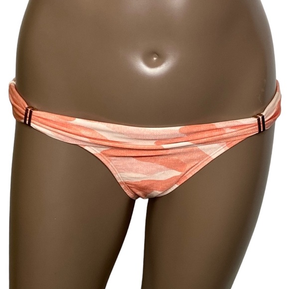 ViX Bia Pink Camo Print Gold-tone Hip Accent Bikini Bottom - Picture 4 of 4